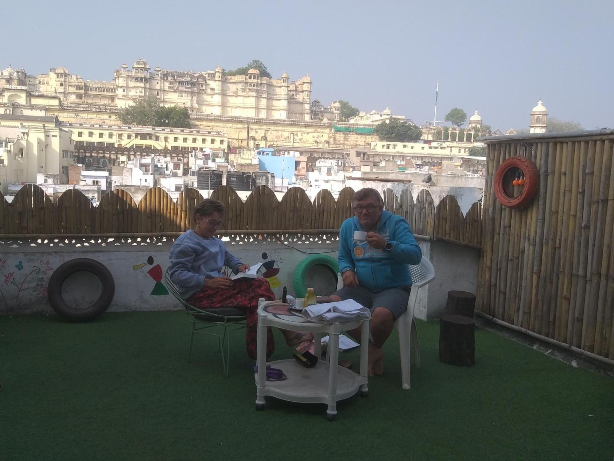 City And Palace View Guest House Udaipur Ngoại thất bức ảnh